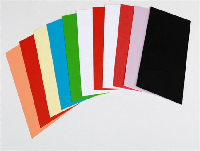 Beyaz Siyah Kırmızı Sarı Pembe Kaplama ABS Plastik Levha 48X48 Renkli